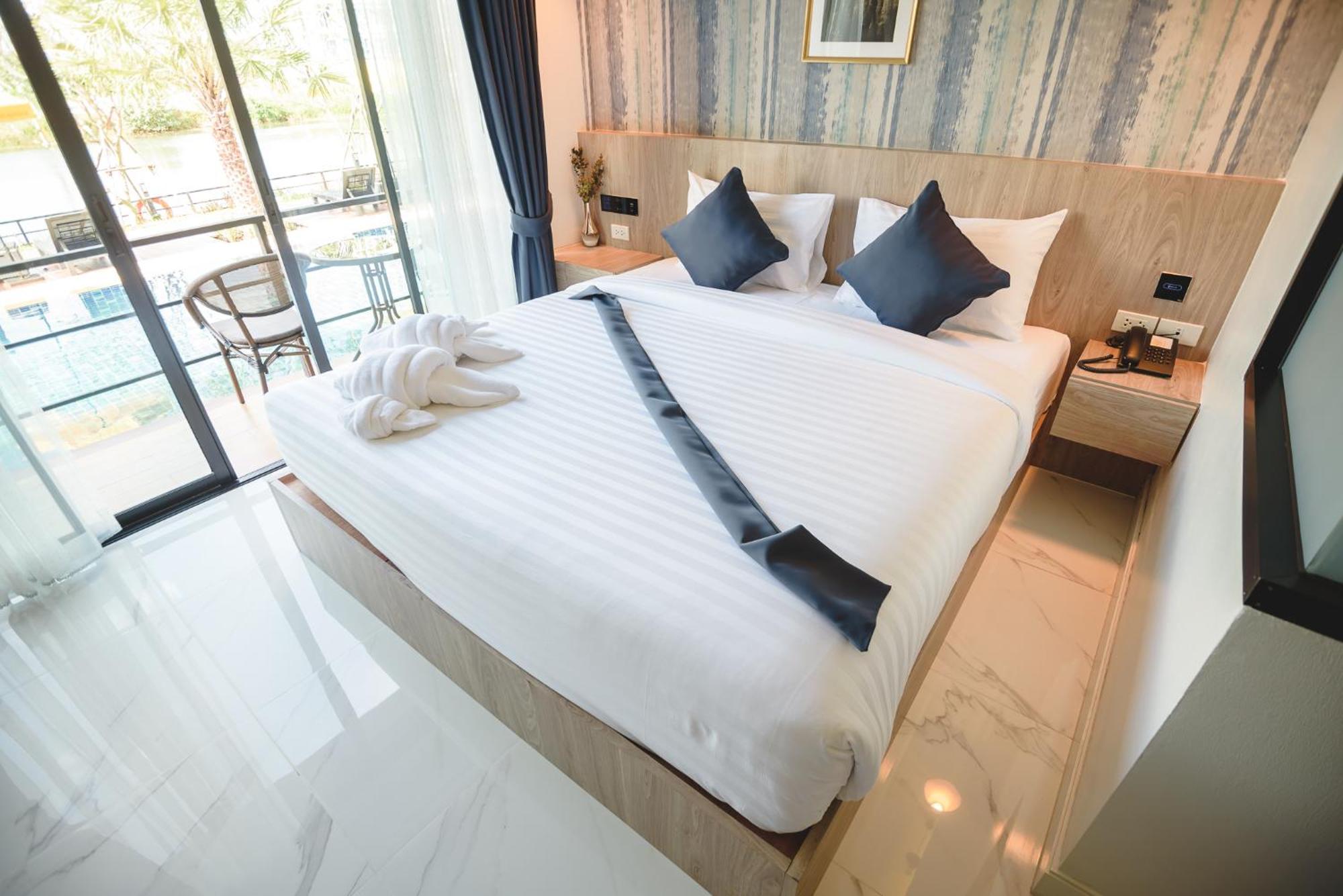 Phuengluang Riverside Hotel Chanthaburi Luaran gambar