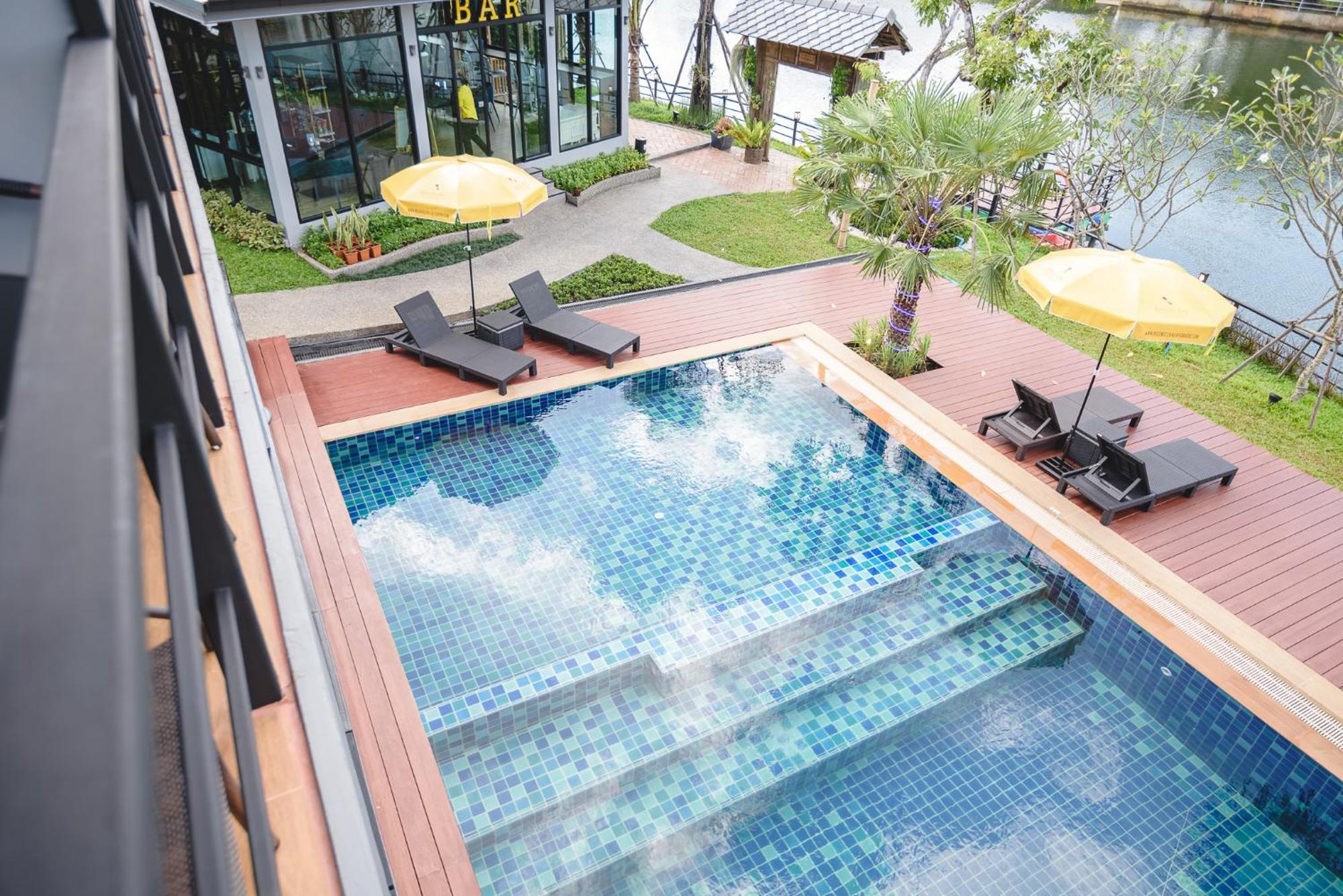 Phuengluang Riverside Hotel Chanthaburi Luaran gambar
